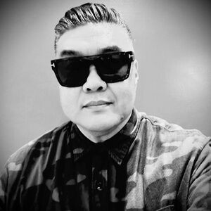 Meet your Posher, Jeffrey